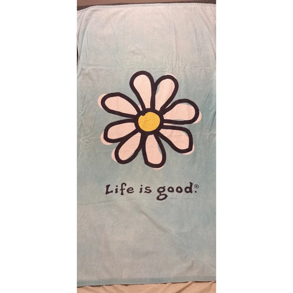 Life is Good Daisy Beach Towel Light Blue Cotton Blend Oversized Pool Towel